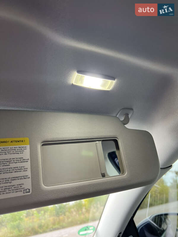 Универсал Volkswagen Passat 2011 в Дубно