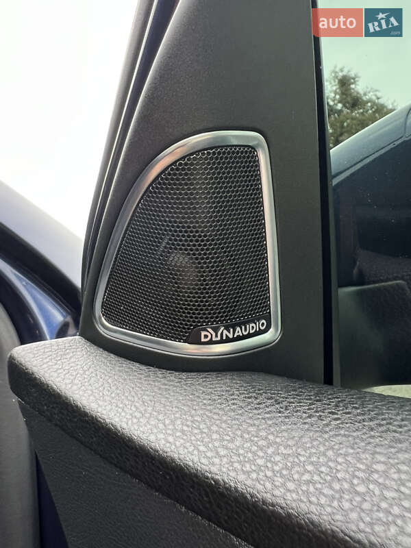 Универсал Volkswagen Passat 2011 в Дубно