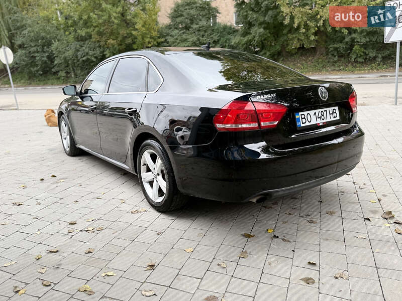 Седан Volkswagen Passat 2013 в Тернополі