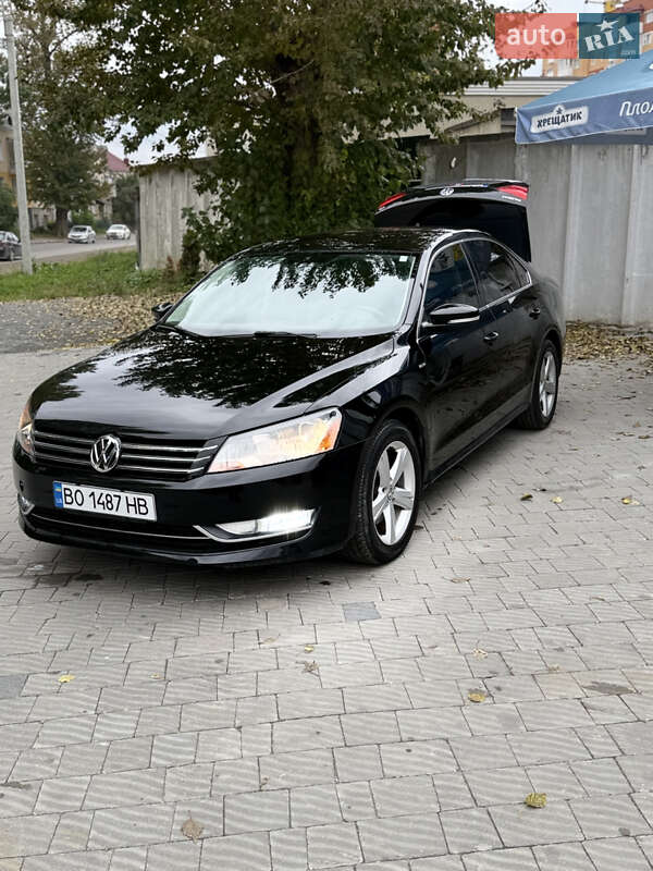 Седан Volkswagen Passat 2013 в Тернополі