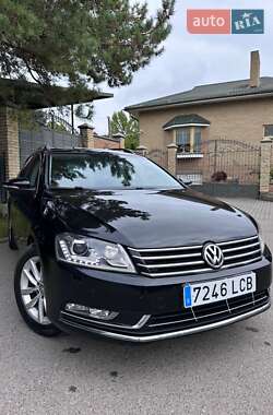 Універсал Volkswagen Passat 2014 в Луцьку