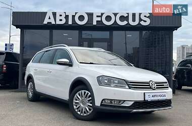 Универсал Volkswagen Passat 2013 в Киеве