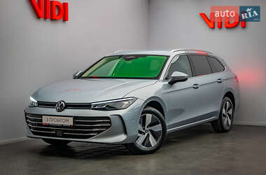 Универсал Volkswagen Passat 2025 в Киеве