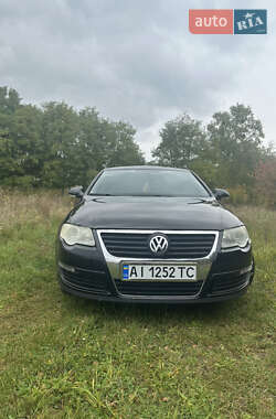 Седан Volkswagen Passat 2008 в Киеве