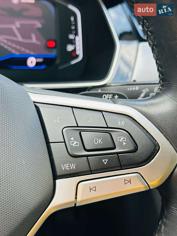 Универсал Volkswagen Passat 2021 в Коростене