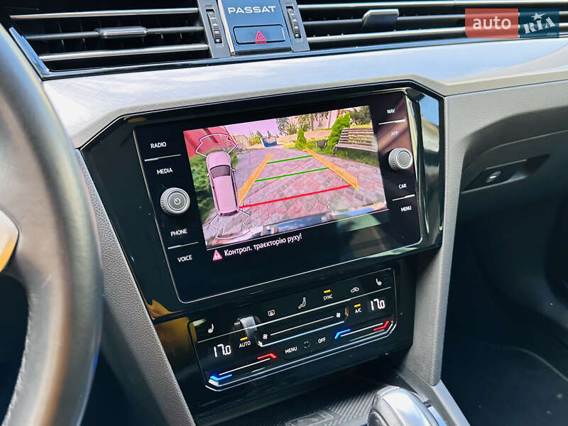 Универсал Volkswagen Passat 2021 в Коростене