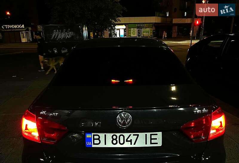 Седан Volkswagen Passat 2014 в Киеве