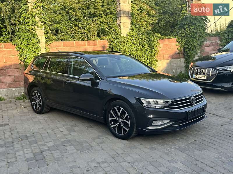 Универсал Volkswagen Passat 2020 в Луцке фото 17 Универсал Volkswagen Passat 2020 в Луцке
