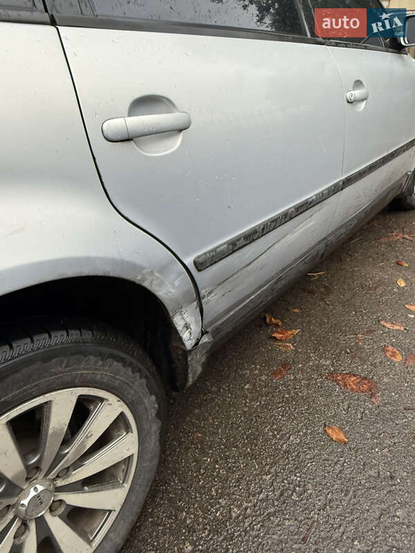 Універсал Volkswagen Passat 1999 в Кіцмані фото 4 Універсал Volkswagen Passat 1999 в Кіцмані
