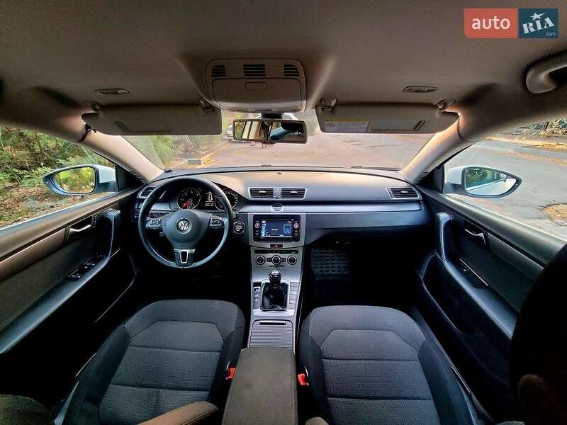 Седан Volkswagen Passat 2014 в Запорожье