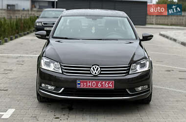 Седан Volkswagen Passat 2014 в 