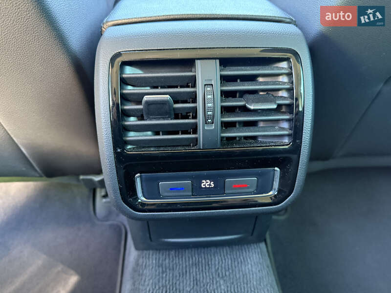 Универсал Volkswagen Passat 2019 в Ковеле фото 19 Универсал Volkswagen Passat 2019 в Ковеле