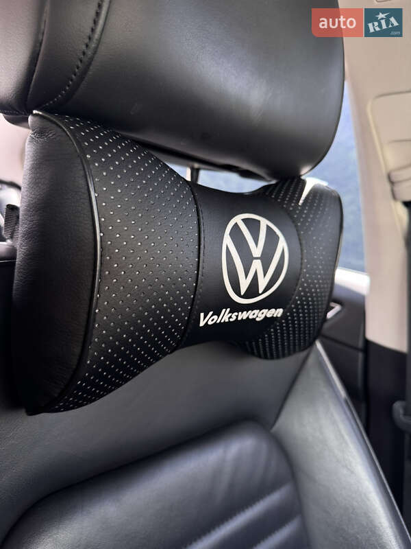 Седан Volkswagen Passat 2017 в Ужгороді