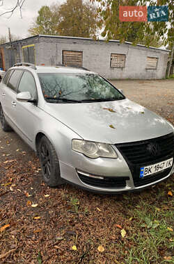 Універсал Volkswagen Passat 2005 в Макарові