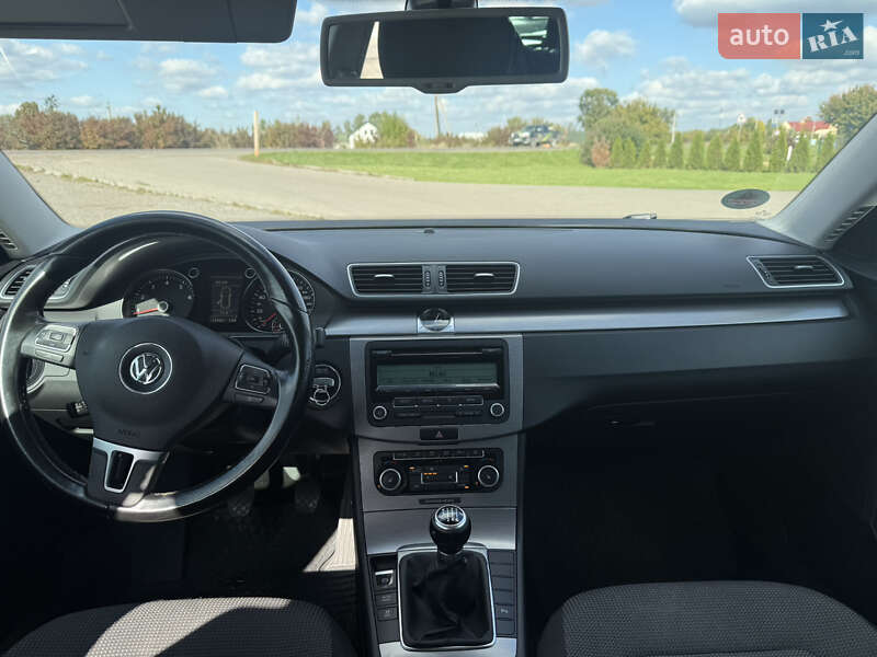 Универсал Volkswagen Passat 2011 в Львове