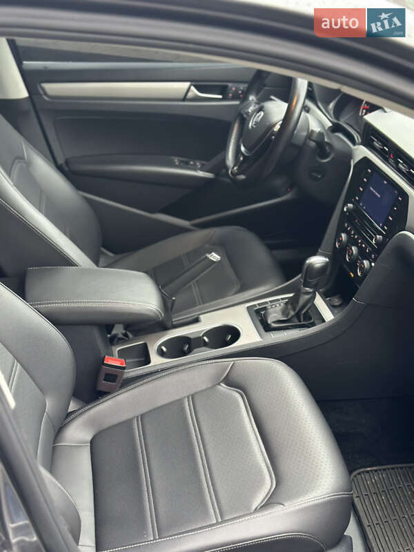 Седан Volkswagen Passat 2019 в Киеве фото 20 Седан Volkswagen Passat 2019 в Киеве