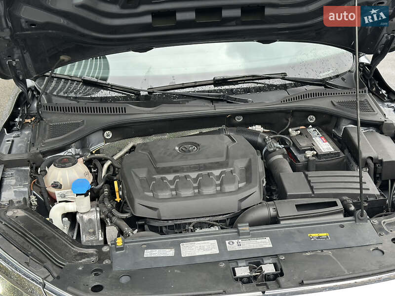 Седан Volkswagen Passat 2019 в Киеве фото 24 Седан Volkswagen Passat 2019 в Киеве