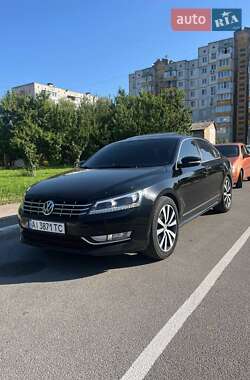 Седан Volkswagen Passat 2014 в Киеве