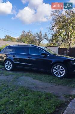 Универсал Volkswagen Passat 2014 в Стрые