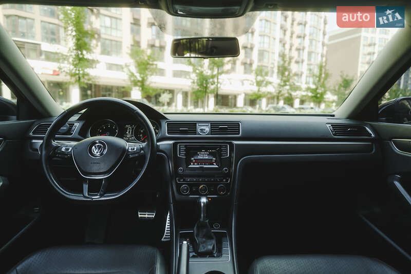 Седан Volkswagen Passat 2016 в Киеве фото 11 Седан Volkswagen Passat 2016 в Киеве