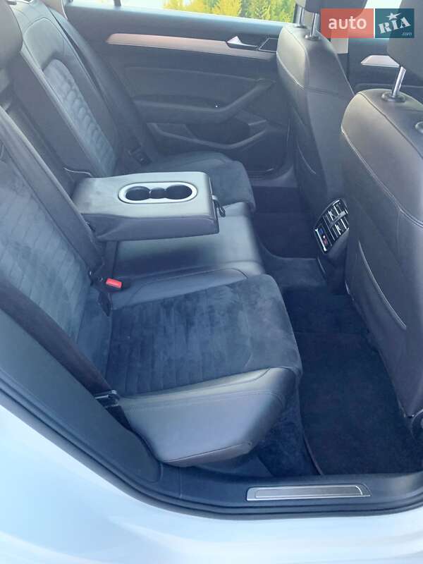 Універсал Volkswagen Passat 2016 в Стрию