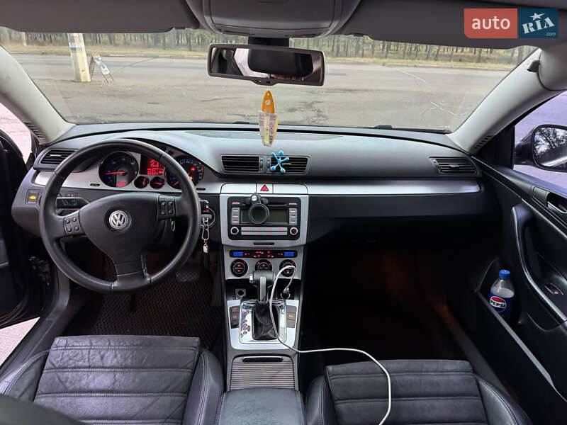 Універсал Volkswagen Passat 2008 в Миколаєві