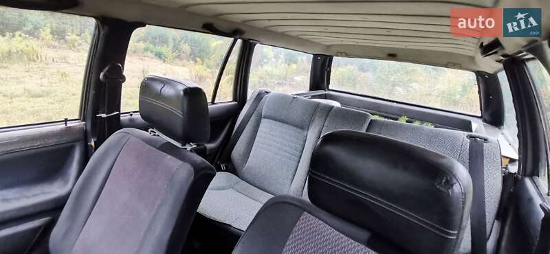 Универсал Volkswagen Passat 1988 в Изяславе фото 13 Универсал Volkswagen Passat 1988 в Изяславе