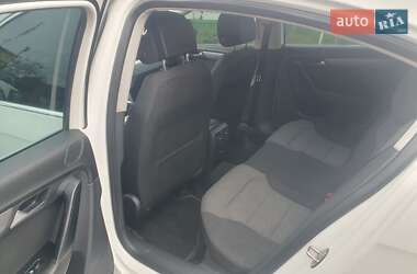 Седан Volkswagen Passat 2012 в Фастове