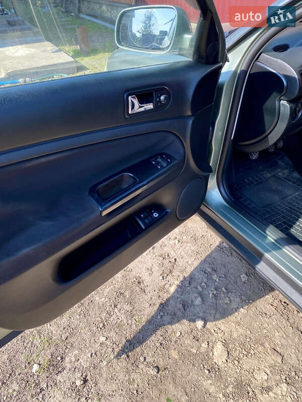 Седан Volkswagen Passat 2001 в Тернополе фото 10 Седан Volkswagen Passat 2001 в Тернополе