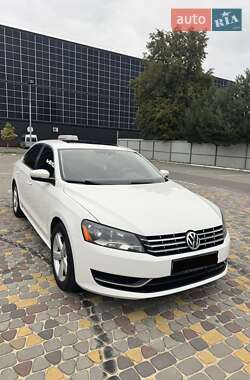 Седан Volkswagen Passat 2012 в 