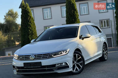 Універсал Volkswagen Passat 2017 в Вінниці