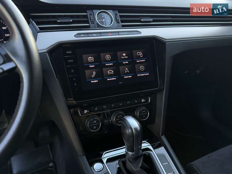 Универсал Volkswagen Passat 2017 в Виннице