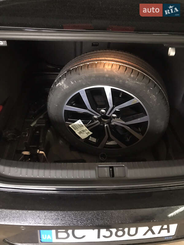 Седан Volkswagen Passat 2017 в Львові