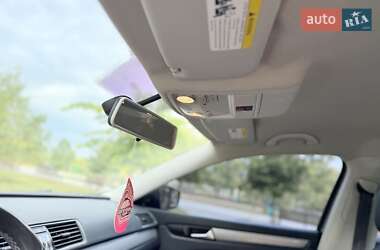 Седан Volkswagen Passat 2014 в 