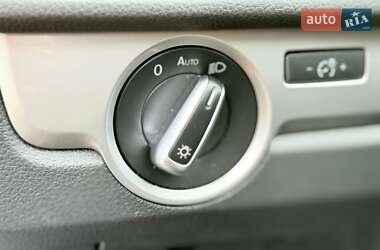 Седан Volkswagen Passat 2014 в 