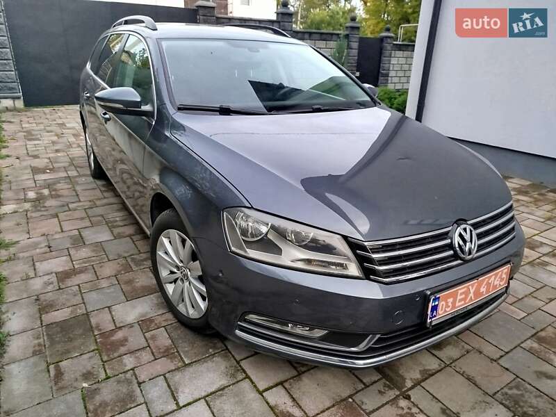 Универсал Volkswagen Passat 2011 в Ровно фото 3 Универсал Volkswagen Passat 2011 в Ровно