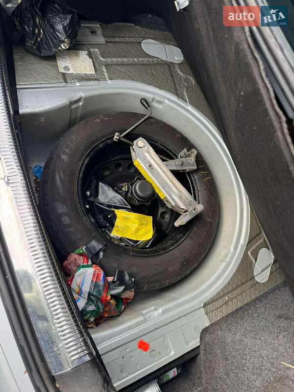 Седан Volkswagen Passat 2001 в Мене фото 4 Седан Volkswagen Passat 2001 в Мене