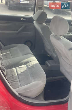 Универсал Volkswagen Passat 1998 в 