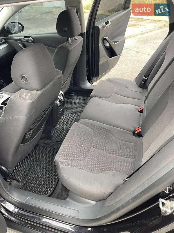 Универсал Volkswagen Passat 2009 в Ратным