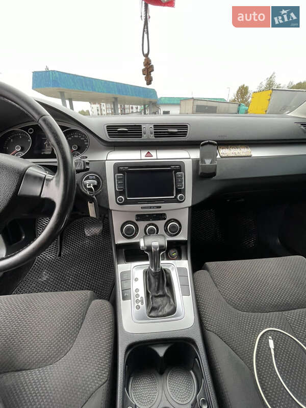 Универсал Volkswagen Passat 2009 в Ратным