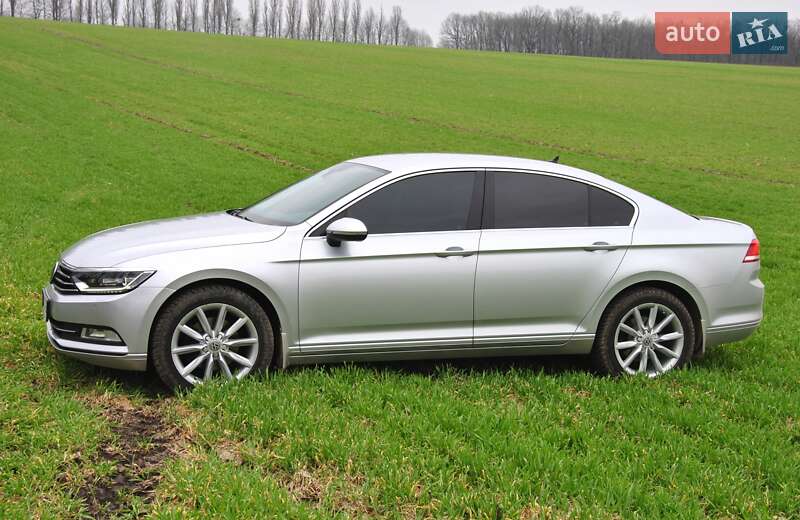 Седан Volkswagen Passat 2016 в Вінниці