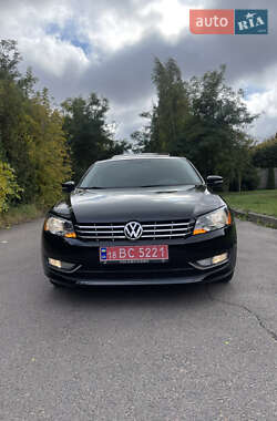 Седан Volkswagen Passat 2015 в 