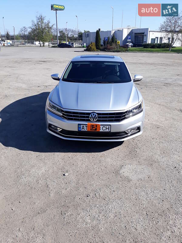 Седан Volkswagen Passat 2017 в Ивано-Франковске фото 12 Седан Volkswagen Passat 2017 в Ивано-Франковске