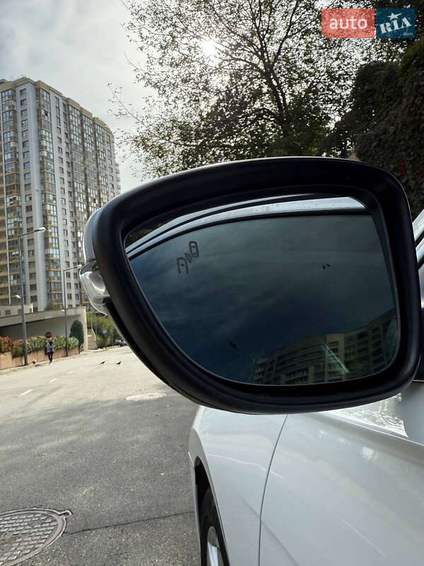 Седан Volkswagen Passat 2020 в Киеве