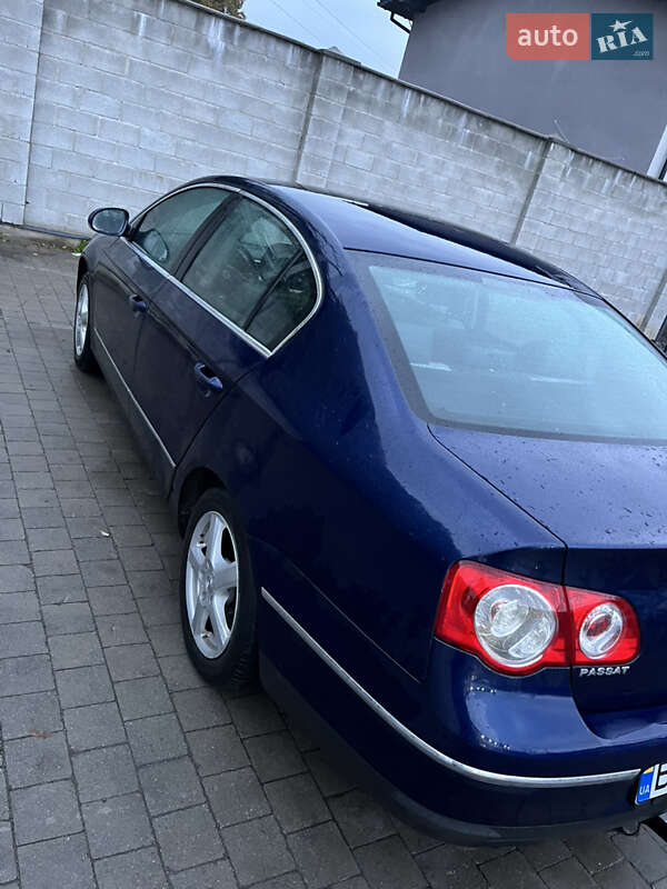 Седан Volkswagen Passat 2005 в Львові