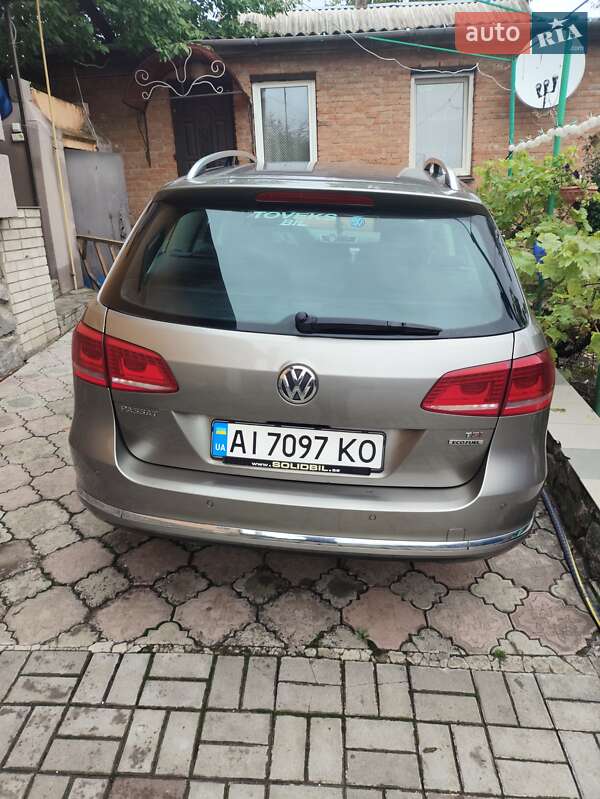 Универсал Volkswagen Passat 2012 в Тетиеве