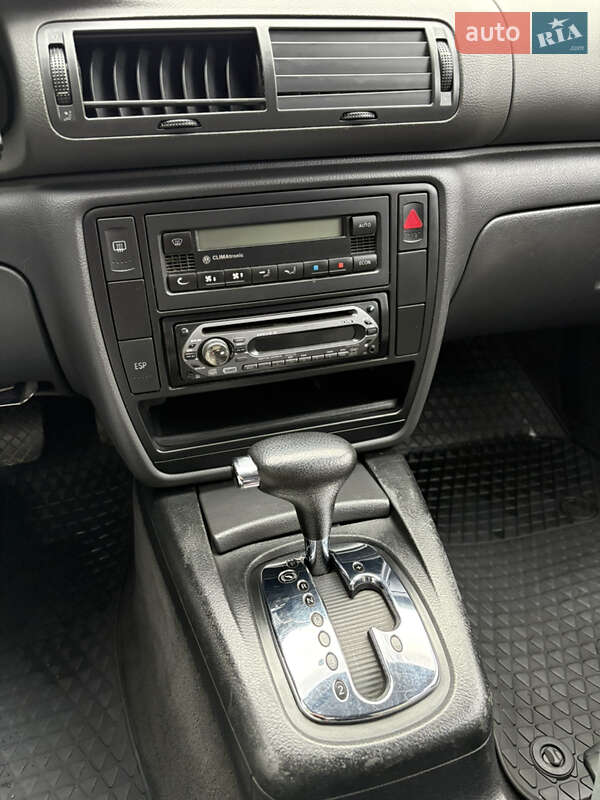 Универсал Volkswagen Passat 2005 в Львове