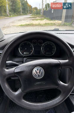 Универсал Volkswagen Passat 2005 в 