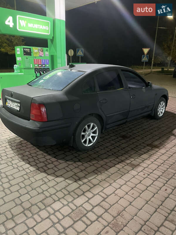 Седан Volkswagen Passat 1998 в Киеве фото 3 Седан Volkswagen Passat 1998 в Киеве