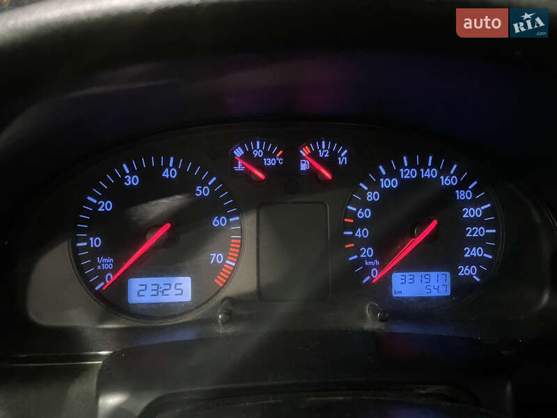 Седан Volkswagen Passat 1998 в Киеве фото 7 Седан Volkswagen Passat 1998 в Киеве